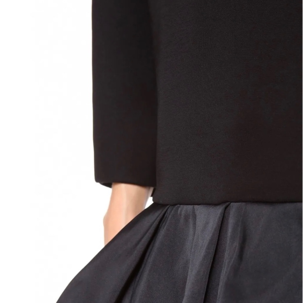 NWT VIKTOR & ROLF Ruffled Hem Top/Pullover. Size 38IT. - Picture 8 of 14